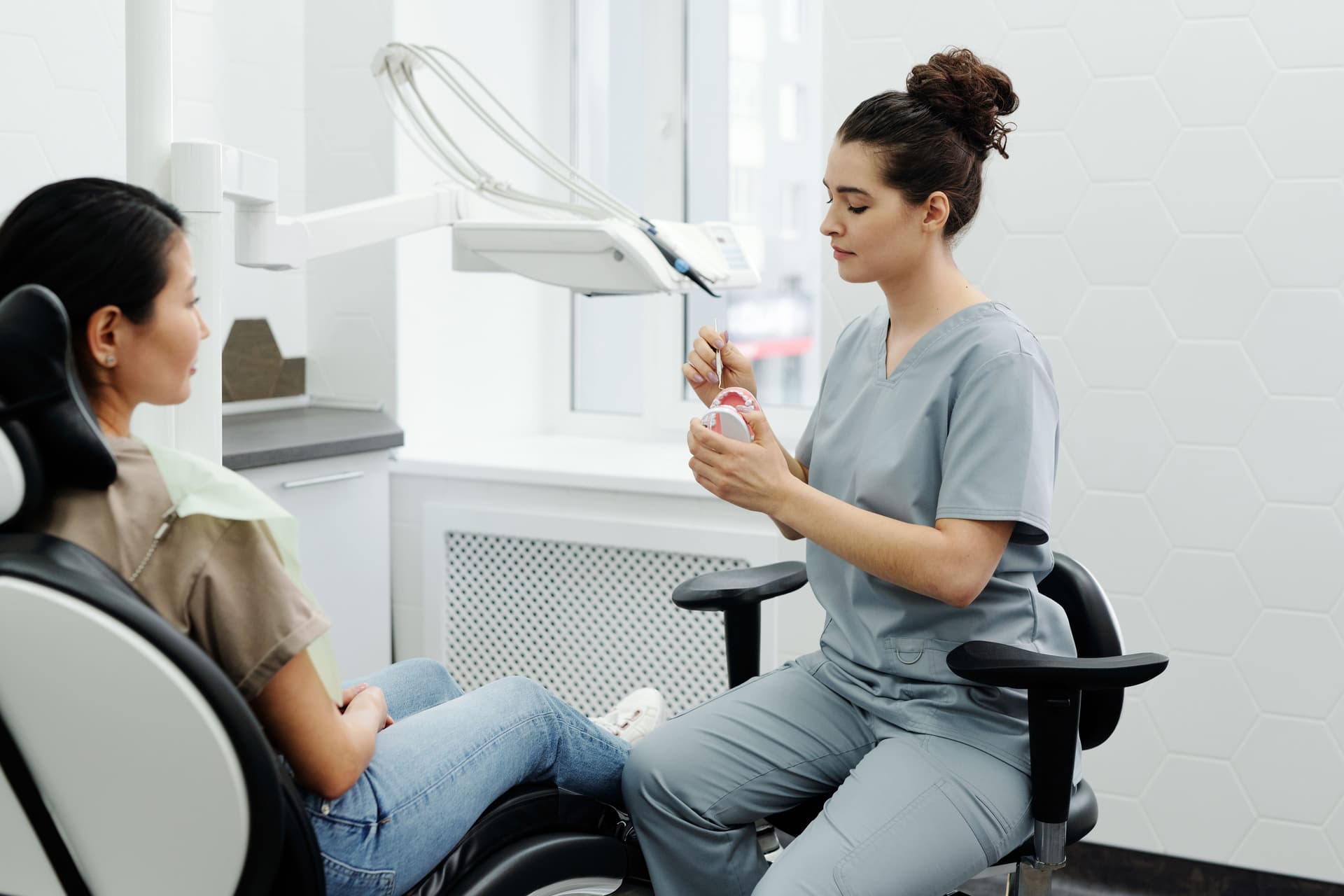 How to Hire a Dental Assistant: A Guide for Practices